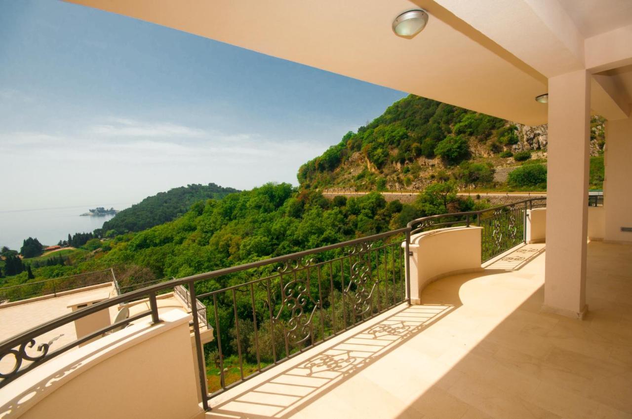 St.George Apartments Petrovac Екстер'єр фото